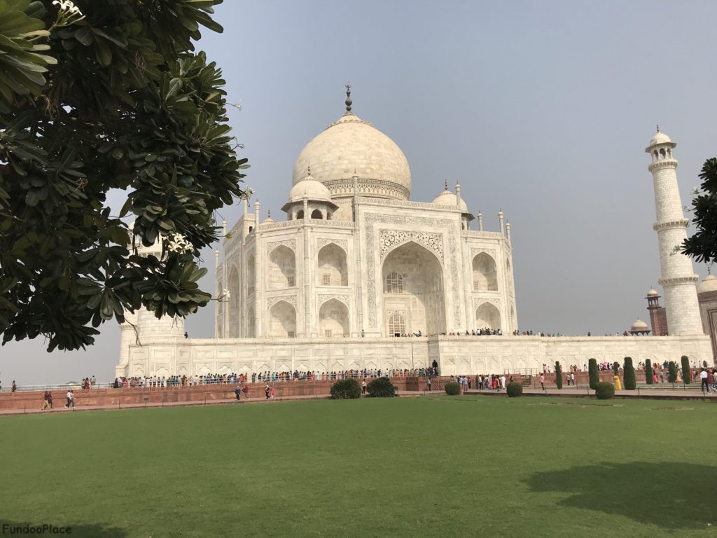 Taj Mahal - A Wonder to visit 